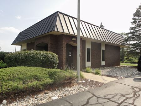 Photo of commercial space at 3213 North Genesee Road in Flint