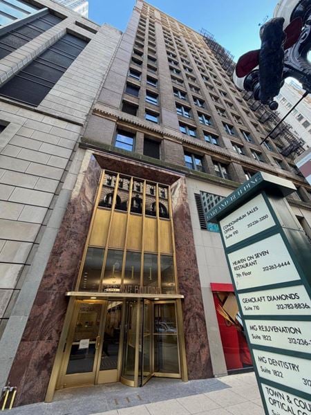 Office space for Rent at 111 North Wabash Avenue in Chicago