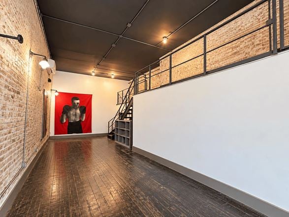 900 SF | 64 Washington Avenue | Clinton Hill Ground-Floor Retail/Office Space With 16 FT Ceilings for Lease