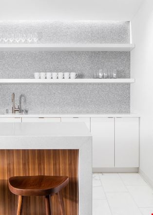 33 S 6th Street Sublease