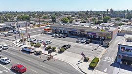 End-Cap Retail Space For Lease