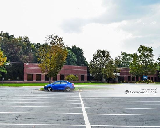 1 Financial Pkwy