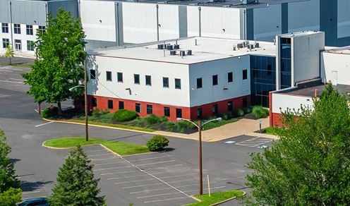 24,092 SF± Flex/Office Space
