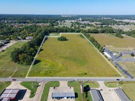 3911 S Caraway Rd