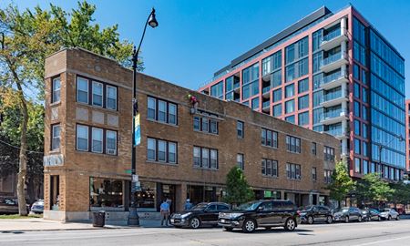 Retail space for Rent at 2506-2516 North Lincoln Avenue in Chicago
