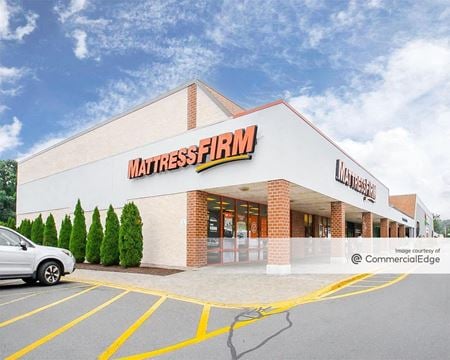 Retail space for Rent at 195 West Street in Cromwell