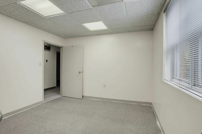 Cenna Center Condominium Unit M