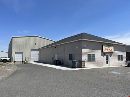 Commercial space for Rent at 2151 Henderson Loop in Richland