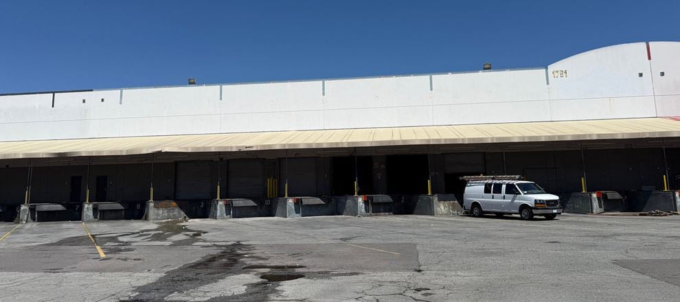 Industrial space for Rent at 1701 Bay St in Los Angeles