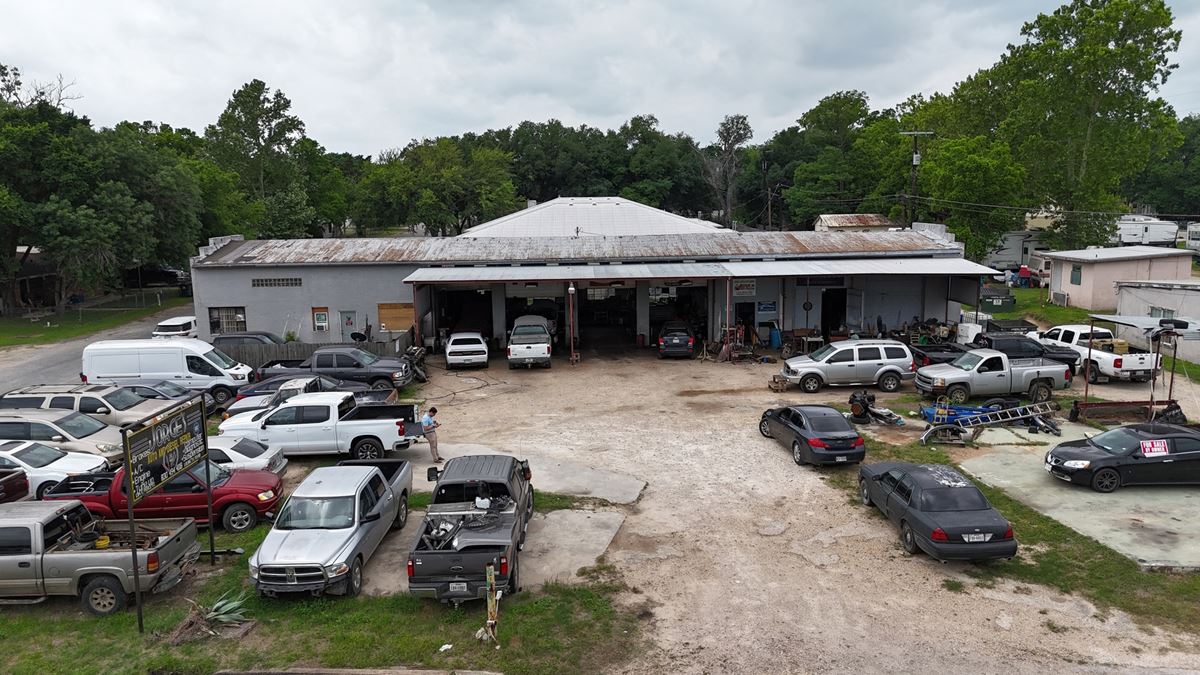 Jorge's Garage