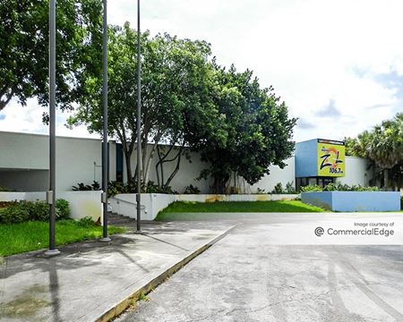 Office space for Rent at 7007 NW 77th Avenue in Miami