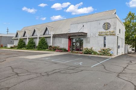 Retail space for Sale at 31519 W. 12 Mile Road in Farmington Hills