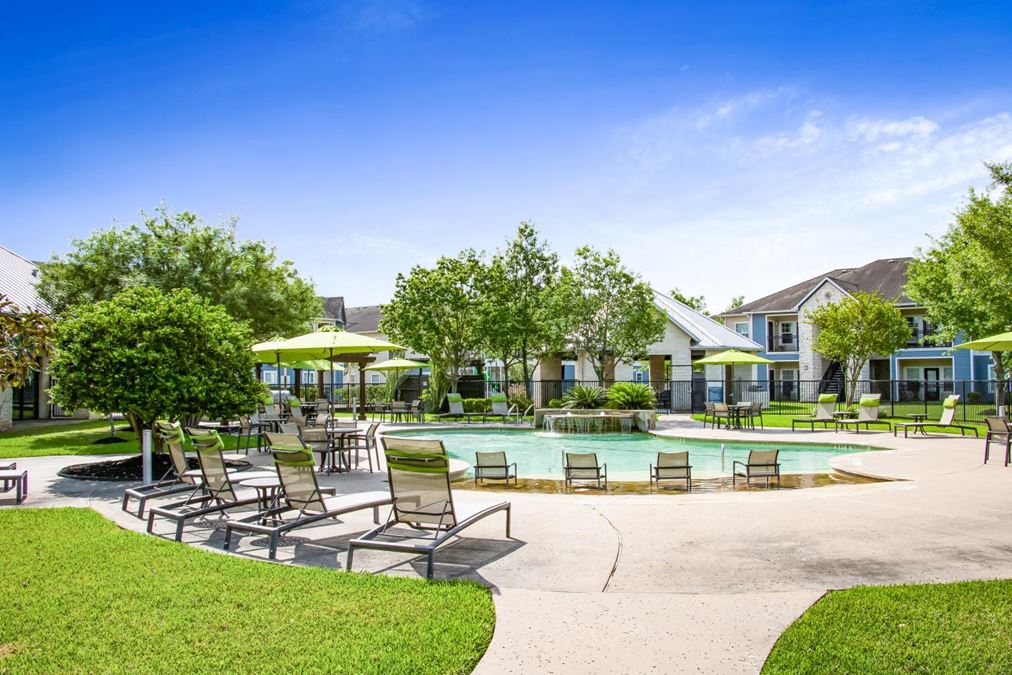 Residence at Lake Jackson 101 Eucalyptus Street, Lake Jackson, TX CommercialSearch