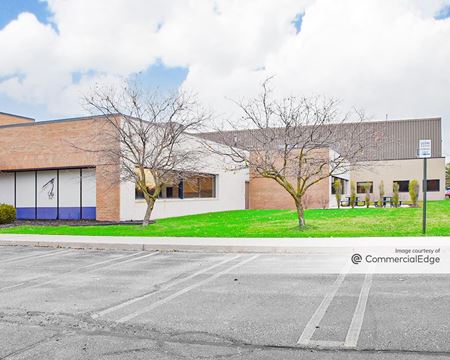 100 Kay Industrial Drive - Lake Orion