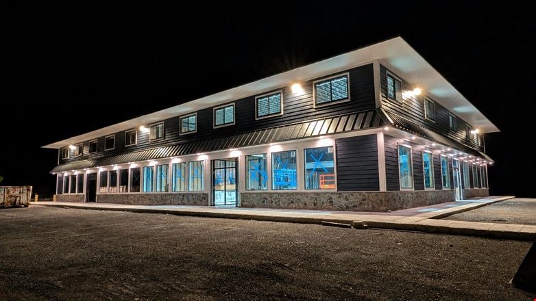 New Windsor - New Building 5,000 SF - Retail, Showroom, Service