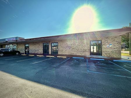Retail space for Rent at 1612 N Pace Blvd in Pensacola