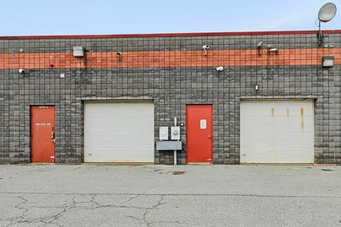 23 Parkway Circle, New Castle, DE
