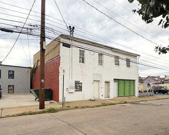 210 E 3rd St