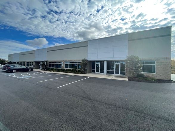 Campus Drive Office & Flex Buildings