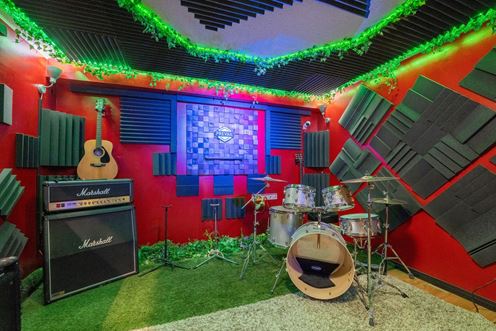 Prevail Media Group - The Rock n Roll BnB