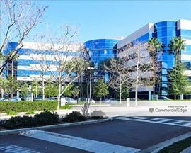 LNR Warner Center  - Ph. I, Bldg. C