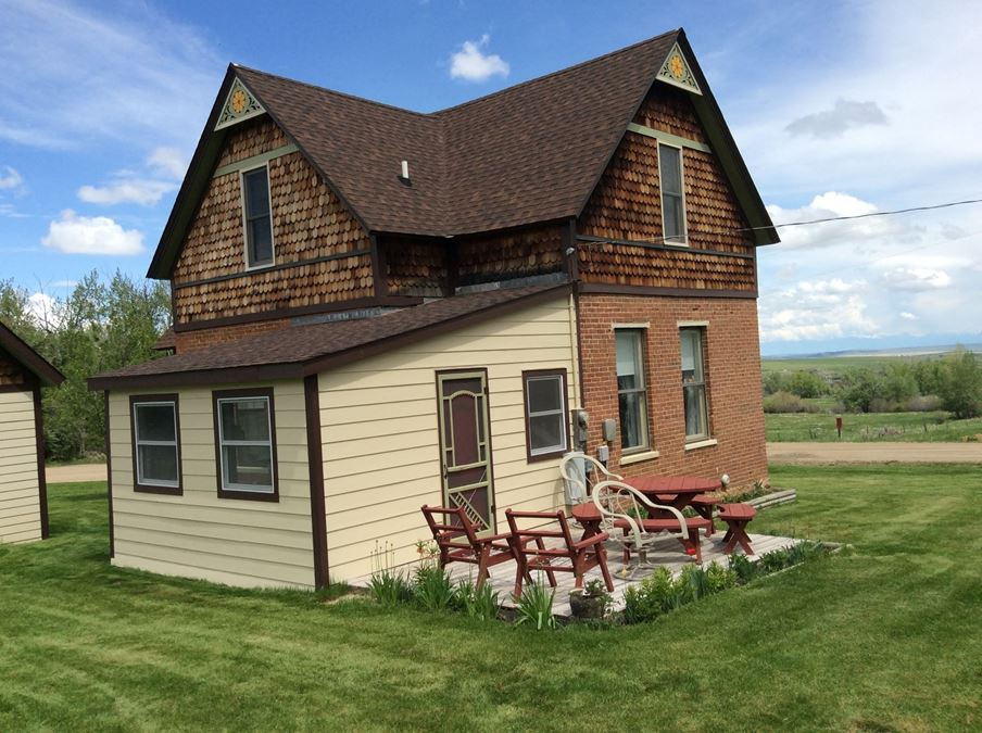 Unique Pony, MT Home