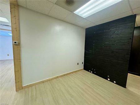 Retail space for Rent at 2919-2929 Maysville Pike in South Zanesville