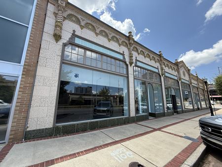 Retail space for Rent at 2011 Highland Avenue in Birmingham
