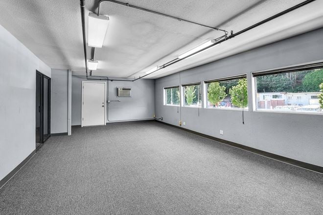 2520 Westlake Ave N. Seattle, WA