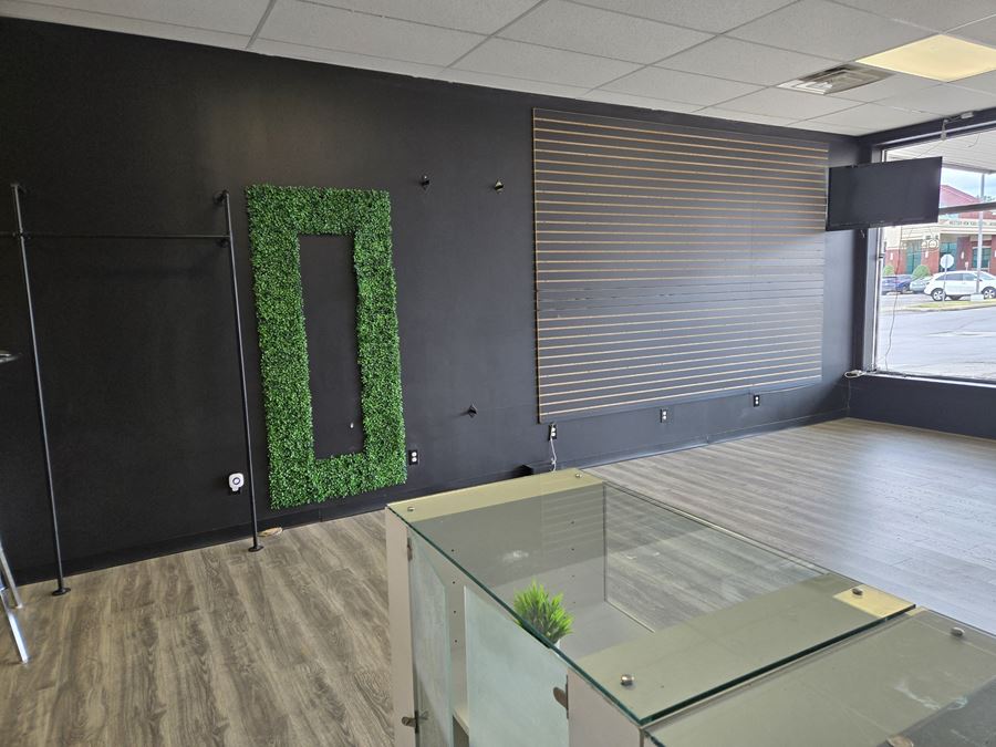 6348 Transit Rd - 1,000+/- up to 1,500+/- SF Office/Retail