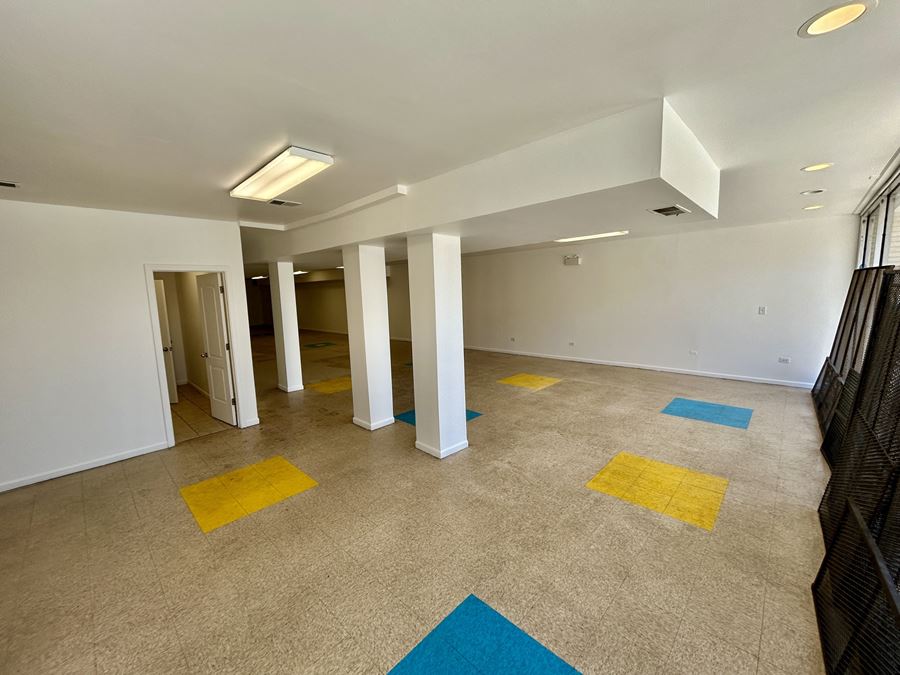 8223 S Exchange - +/- 3,000 SF Ground Floor Commercial Storefront