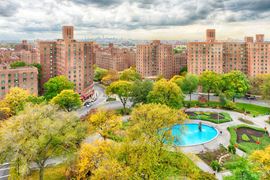 Parkchester Retail