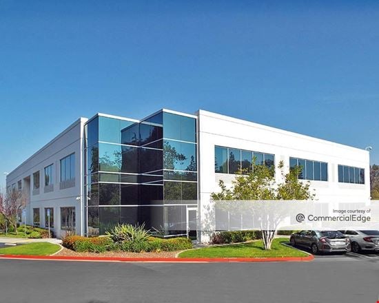 Gateway Corporate Center