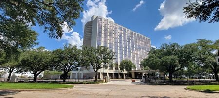 Photo of commercial space at 6780 Southwest Freeway in Houston