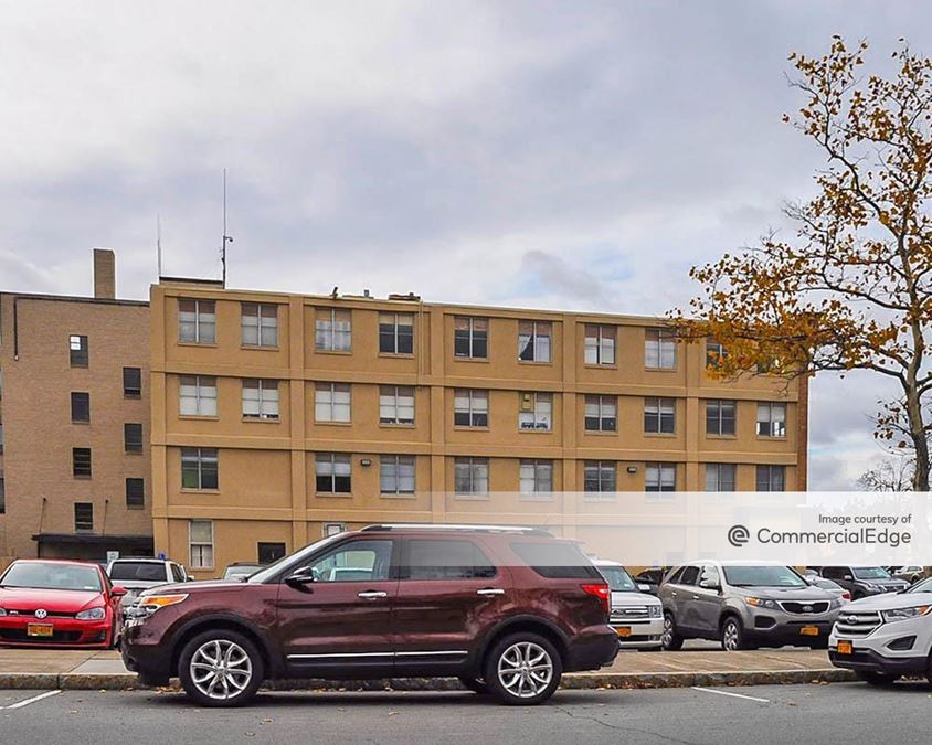 165 East Union Street, Newark, NY 14513