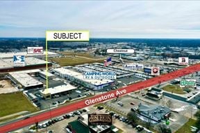 1,420 SF Restaurant / Retail Building For Lease in Northeast Springfield