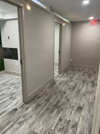 (18) DAZZLING/TURN KEY SPA, SALON/ RETAIL STORE/ 46 EAST (Midtown East)