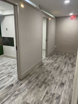 (18) DAZZLING/TURN KEY SPA, SALON/ RETAIL STORE/ 46 EAST (Midtown East)