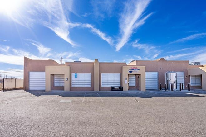 Flex Commercial Building For Sale