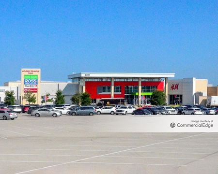 Retail space for Rent at 2201 South Interstate 35 East in Denton