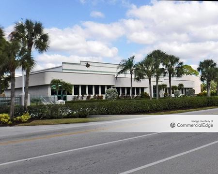 Photo of commercial space at 4747 Progress Avenue in Naples