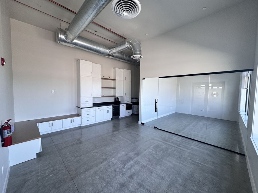 Annafeld Office Space