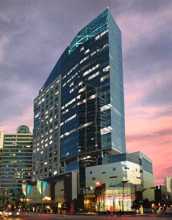 Avison Young - 655 West Broadway