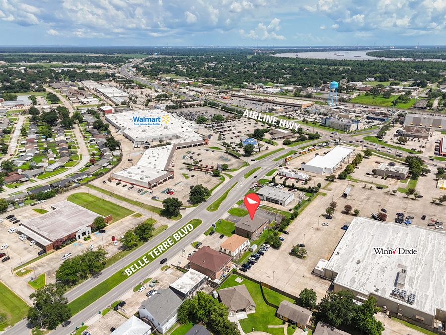 Freestanding Office Building w/Drive-Through Potential
