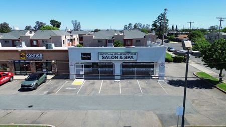 Retail space for Rent at 720 South Cherokee Lane in Lodi