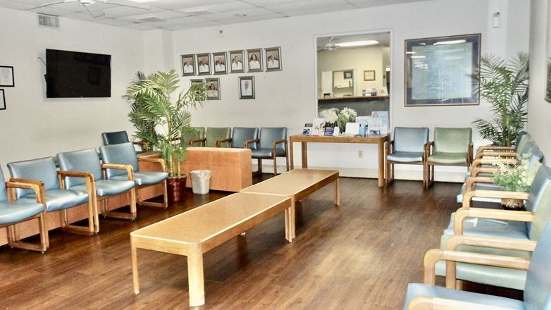 222 E Ridge Road, Units 110 - 114