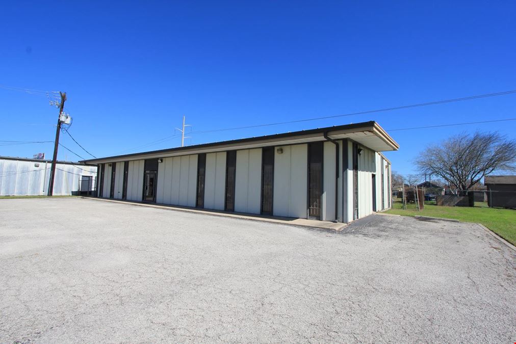 842 CANTWELL LANE: YOUR INDUSTRIAL BUSINESS SOLUTION