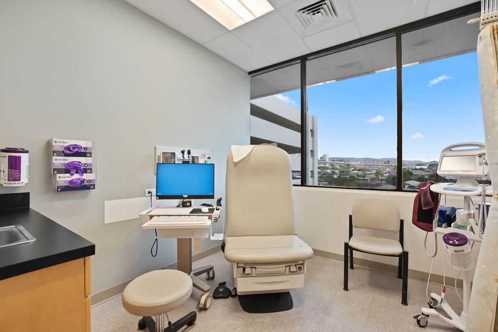 98-1247 Kaahumanu St