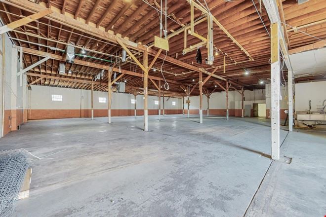 1823 Commercial St NE Suite A