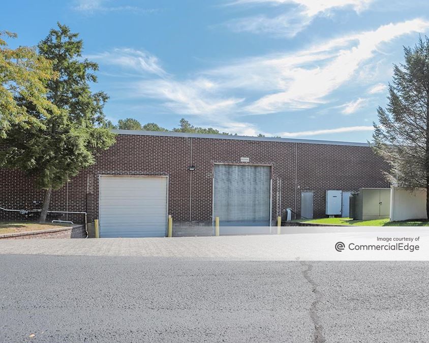 33 Kings Hwy, Orangeburg, NY 10962